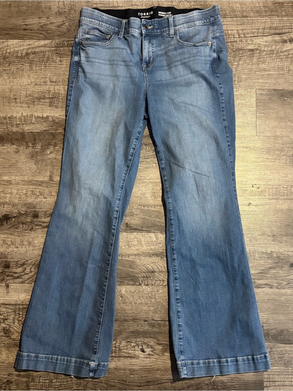 Torrid Jeans Women’s 18T Blue Bombshell Flare Premium Stretch Denim